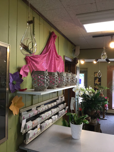 Florist «Bel Aire Flower Shop», reviews and photos, 11222 W Greenfield Ave, West Allis, WI 53214, USA