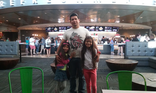 Movie Theater «Raleigh Grande 16», reviews and photos, 4840 Grove Barton Rd, Raleigh, NC 27613, USA