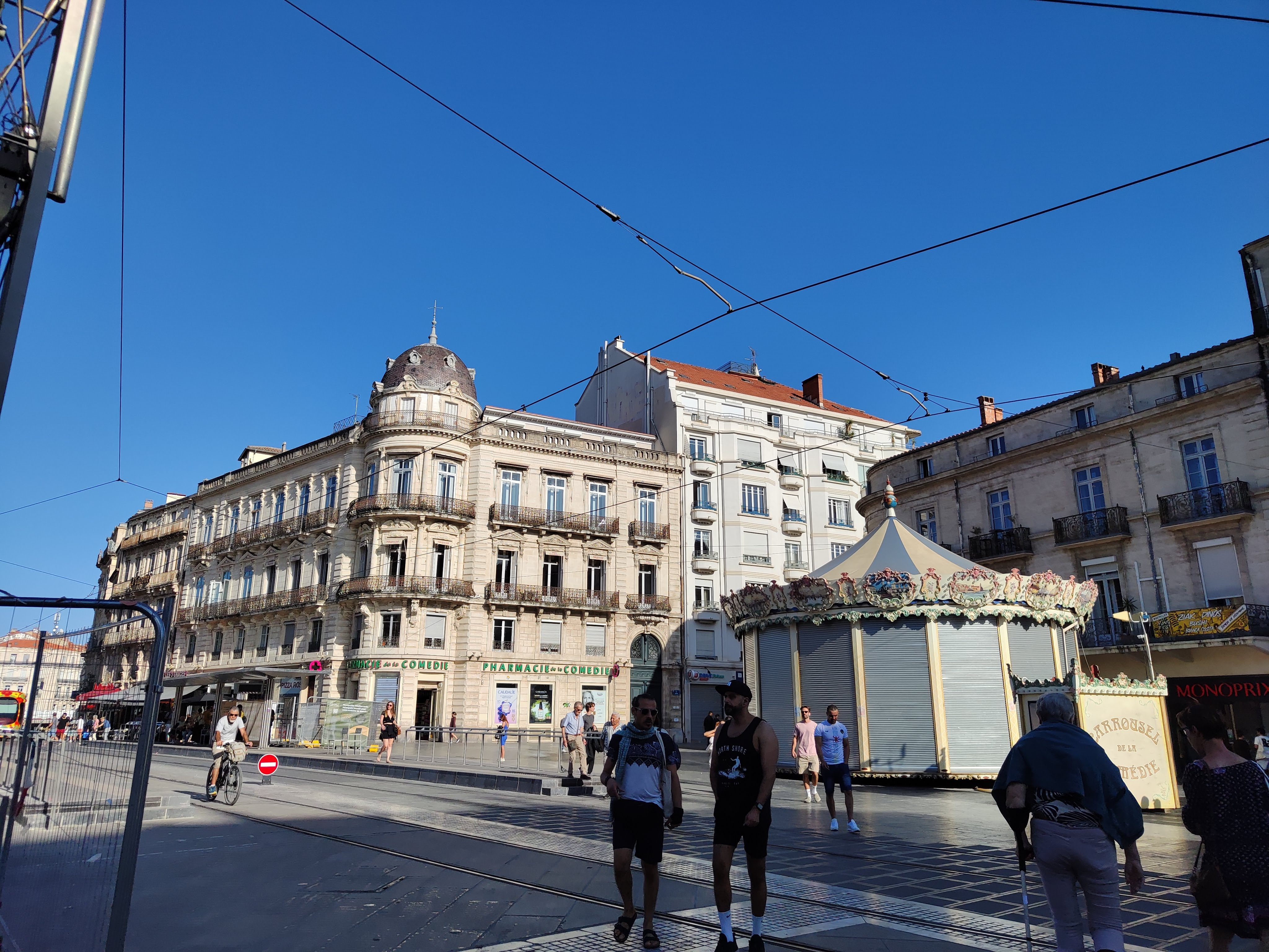 Photo n° 2 de l'avis de Ayéfèmi.R fait le 09/10/2023 à 05:54
