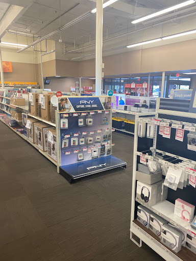 Office Supply Store «OfficeMax», reviews and photos, 1130 Blossom Hill Rd, San Jose, CA 95118, USA