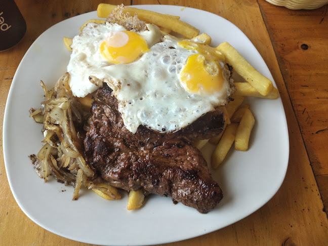 Fuente Nacional Sandwicheria - Temuco