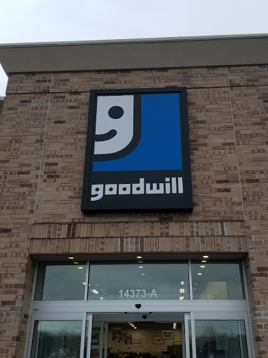 Thrift Store «Goodwill Retail Store of Manchester», reviews and photos, 14373 Manchester Rd, Ballwin, MO 63011, USA
