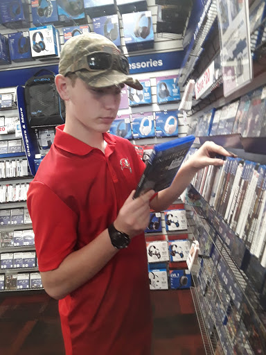 Video Game Store «GameStop», reviews and photos, 7817 Gall Blvd, Zephyrhills, FL 33541, USA