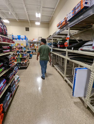 Pet Supply Store «PetSmart», reviews and photos, 16760 Highlands Center Blvd, Bristol, VA 24202, USA