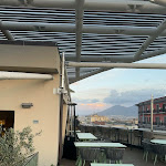 Photo n°6 de l'avis de Daryl. fait le 02/12/2023 à 17:27 sur le  Vesuvio Roof Bar & Restaurant by UNA cucina à Naples