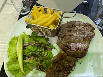 Plats et boissons du Restaurant Brasserie Les Retrouvailles à Annecy - n°18