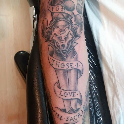 Body Piercing Shop «Lucky Draw Tattoo», reviews and photos, 13812 N 51st Ave, Glendale, AZ 85306, USA