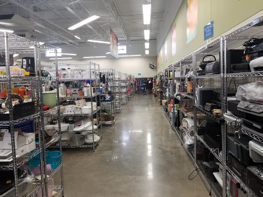 Thrift Store «Goodwill Store & Donation Center», reviews and photos, 5518 Touhy Ave, Skokie, IL 60077, USA