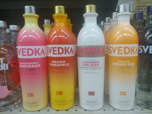 Liquor Store «Davis Liquor Outlet», reviews and photos, 1406 N Waco Ave, Wichita, KS 67203, USA