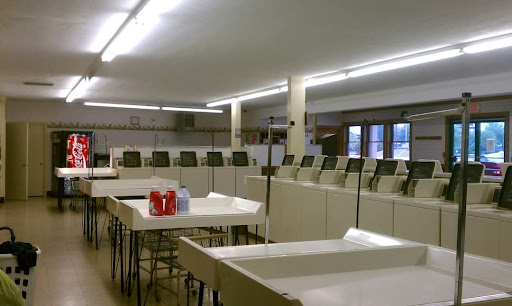 Laundromat «Batesville Wash & Dry», reviews and photos, 205 E Pearl St, Batesville, IN 47006, USA