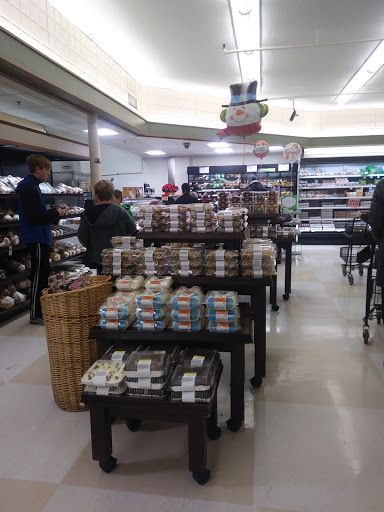 Grocery Store «D & W Fresh Market», reviews and photos, 2103 Parkview Ave, Kalamazoo, MI 49008, USA
