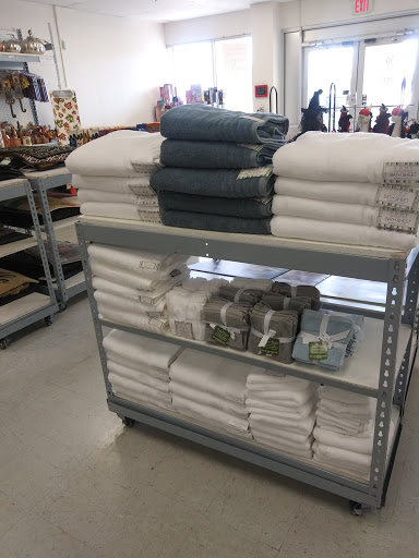 Home Goods Store «Tuesday Morning», reviews and photos, 1500 W Court St, Seguin, TX 78155, USA