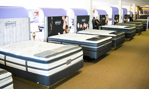 Furniture Store «At Home Furniture and Mattress Superstore», reviews and photos, 930 Hill St SE, Albany, OR 97322, USA