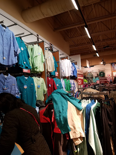 Sportswear Store «Columbia Sportswear Outlet Store - Orlando Premium Outlets», reviews and photos, 8166 Vineland Ave #1765, Orlando, FL 32821, USA