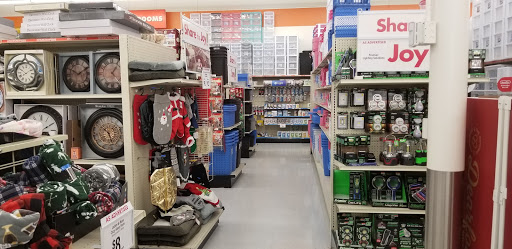 Discount Store «Big Lots», reviews and photos, 3669 E Grand River Ave, Howell, MI 48843, USA