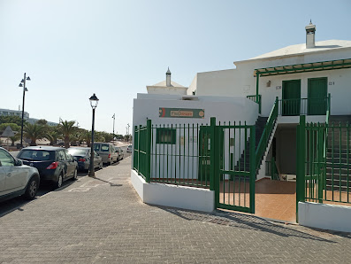 Centro de Fisioterapia FisiOssum C. la Lapa, 57, 35580 Playa Blanca, Las Palmas, España