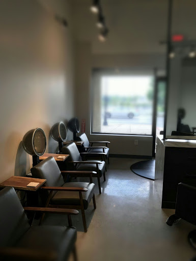 Beauty Salon «Chris Nicholson Salon & Spa», reviews and photos, 440 Ernest W Barrett Pkwy NW #21, Kennesaw, GA 30144, USA