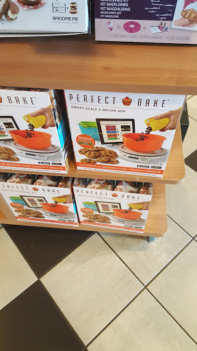 Book Store «Barnes & Noble», reviews and photos, 728 Waukegan Rd, Deerfield, IL 60015, USA