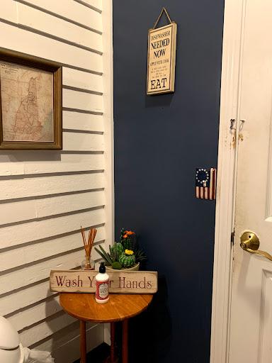 Sandwich Shop «Windham Junction Country Gift Shop & Kitchen», reviews and photos, 128 N Lowell Rd, Windham, NH 03087, USA