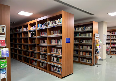 Nazim Hikmet Kültür ve Sanat Evi Kütüphanesi