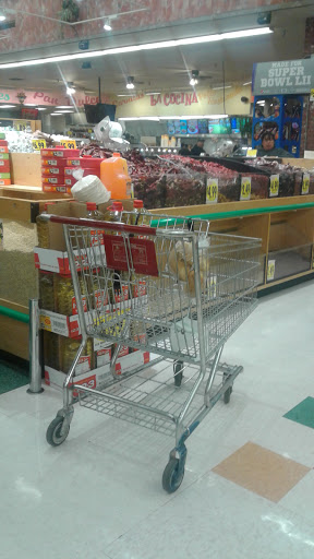 Supermarket «Vallarta», reviews and photos, 2309 Niles Point, Bakersfield, CA 93306, USA