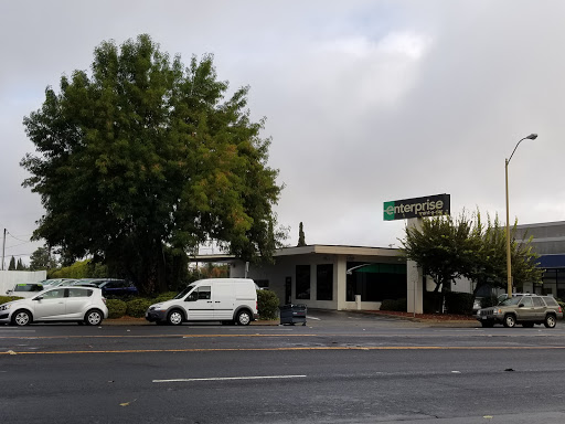 Recreational vehicle rental agency Santa Clara