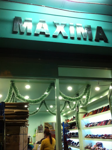 Maxima Shoes