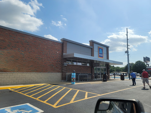 Supermarket «ALDI», reviews and photos, 2610 S Caraway Rd, Jonesboro, AR 72401, USA