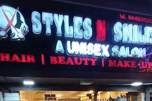 Styles N Smiles (A Unisex Salon- GreenArch Market) image