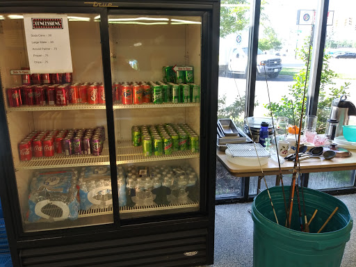 Thrift Store «Peninsula Rescue Mission Thrift Store», reviews and photos, 6200 Jefferson Ave, Newport News, VA 23605, USA