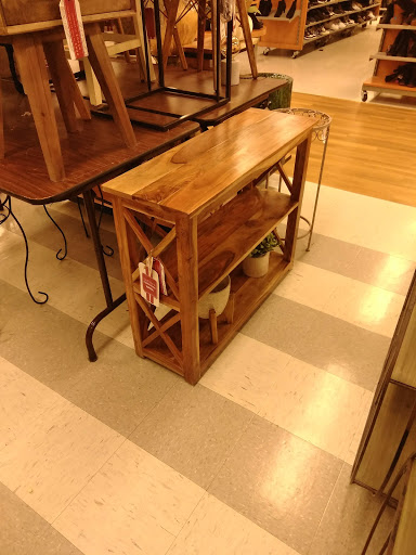 Shopping Mall «Fairfield Shopping Center», reviews and photos, 5322 Lord Dunmore Ct, Virginia Beach, VA 23464, USA