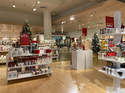 Furniture Store «Crate and Barrel», reviews and photos, 555 Bellevue Way NE, Bellevue, WA 98004, USA