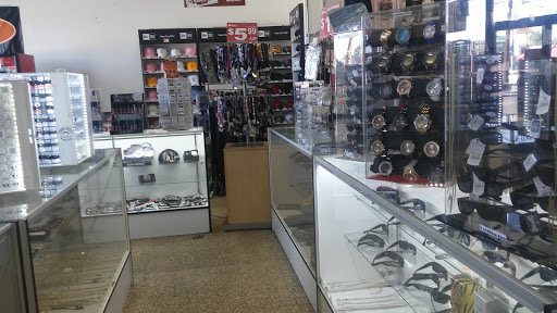 Discount Store «K-Momo Mega Liquidation Center», reviews and photos, 2301 W Indian School Rd, Phoenix, AZ 85015, USA