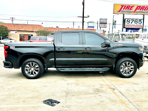 Northridge Tire Pros image