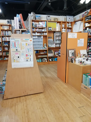 Book Store «Bookbug - An Independent Bookstore for All Ages», reviews and photos, 3019 Oakland Dr, Kalamazoo, MI 49008, USA