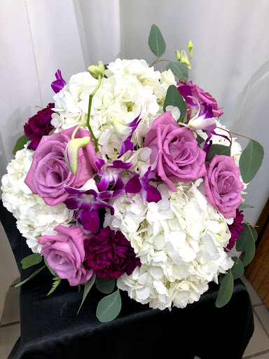 Florist «Ultima Florals», reviews and photos, 81-02 37th Ave, Jackson Heights, NY 11372, USA