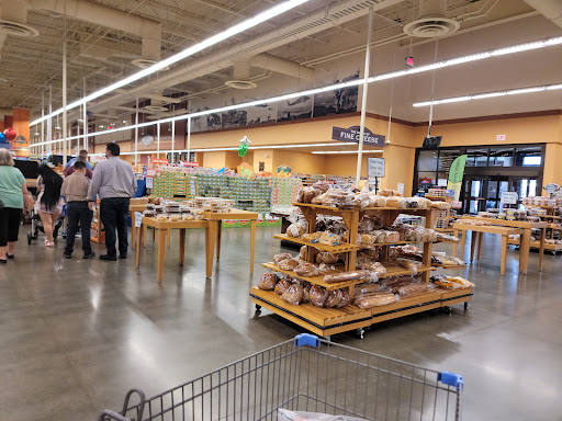 Grocery Store «Fort Campbell Commissary», reviews and photos, 2606 Indiana Ave, Fort Campbell, TN 42223, USA