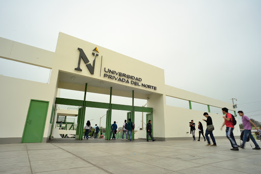 Universidades de cine en Trujillo