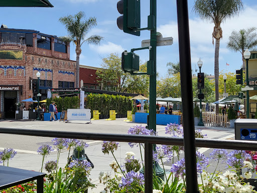 Starbucks image