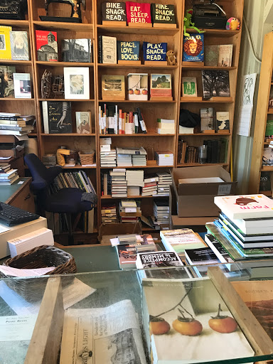 Book Store «Point Reyes Books», reviews and photos, 11315 CA-1, Point Reyes Station, CA 94956, USA