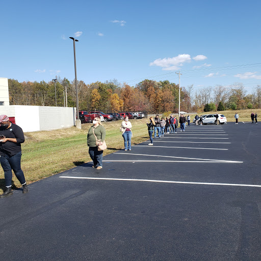 Car Dealer «Bill Estes Ford», reviews and photos, 450 N Northfield Dr, Brownsburg, IN 46112, USA