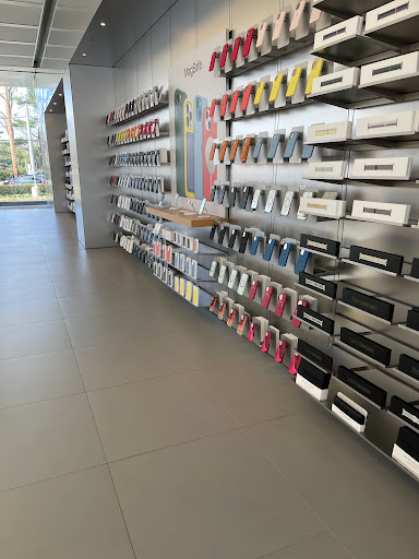 Computer Store «Apple Manhasset», reviews and photos, 1900 Northern Blvd, Manhasset, NY 11030, USA