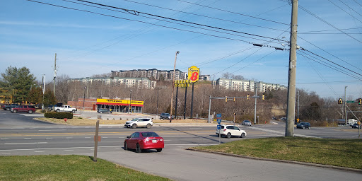 American Restaurant «Cracker Barrel Old Country Store», reviews and photos, 6941 Charlotte Pike, Nashville, TN 37209, USA