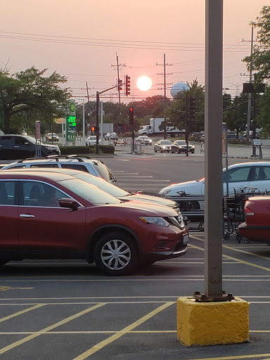 Grocery Store «Jewel-Osco», reviews and photos, 819 S Elmhurst Rd, Des Plaines, IL 60016, USA