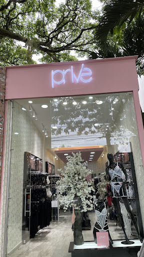 Privé Lingerie