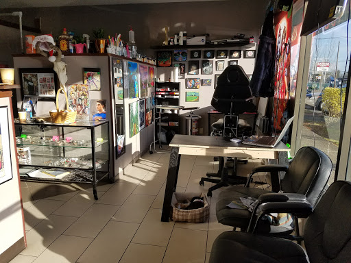 Tattoo Shop «Illuminati Tattoo Parlor», reviews and photos, 10214 SE Mill Plain Blvd Suite B, Vancouver, WA 98664, USA