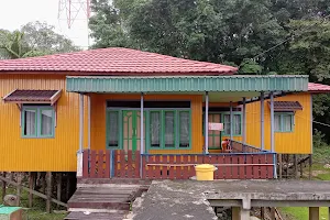 Guest House Kecamatan Dusun Hilir image