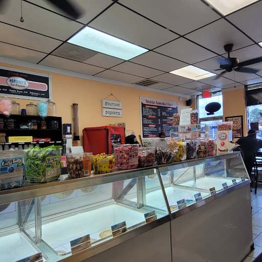 Donut Shop «The Treat Shop RVA», reviews and photos, 6114 Jahnke Rd, Richmond, VA 23225, USA