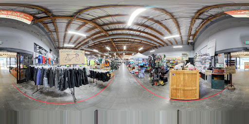 Sporting Goods Store «Sports Basement San Ramon», reviews and photos, 1041 Market Pl, San Ramon, CA 94583, USA