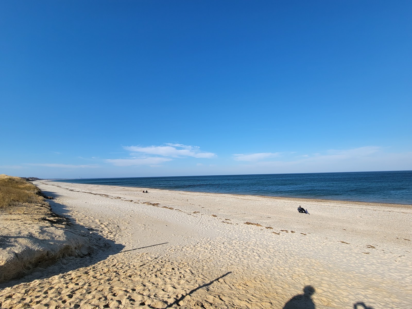 Fotografie cu Plaja Sandy Neck cu o suprafață de nisip strălucitor